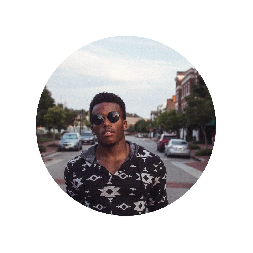 <em>Saul Castro</em>